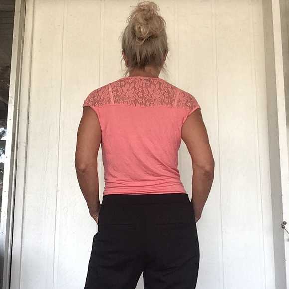 BEBE CRSYTAL LOGO TIE FRONT SHORT SLEEVE T SHIRT WOMENS MEDIUM - Picture 5 of 14